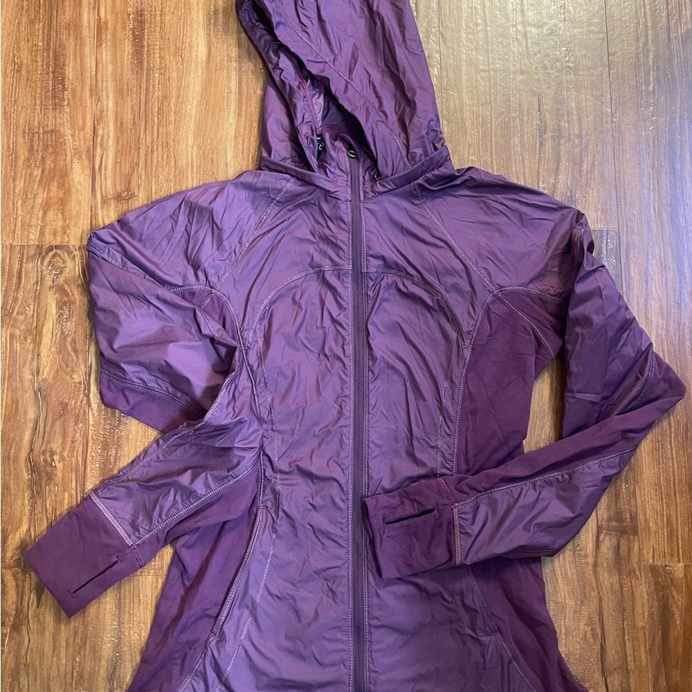 Lululemon women’s hoodie jacket size 4